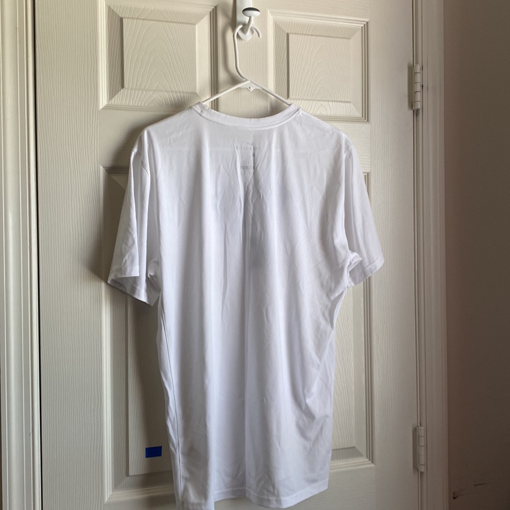 Nike Large Xavier Univeristy Dri Fit Shirts NEVER USED - Picture 5 of 6